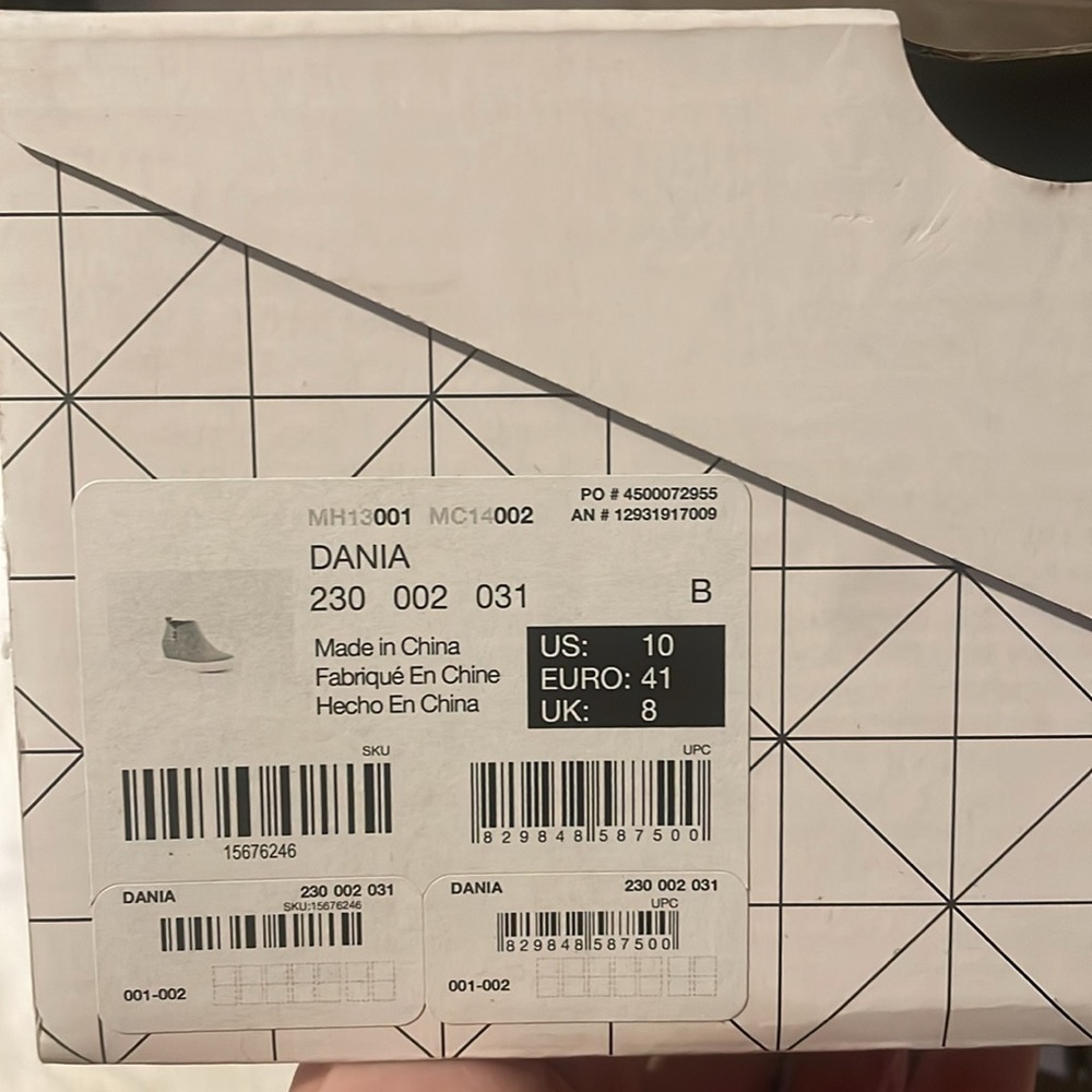 Call It Spring- Dania Sneaker - Picture 5 of 6